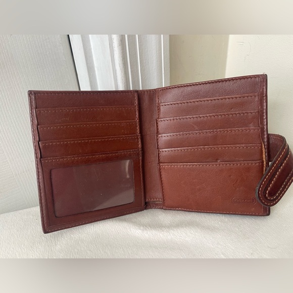 Coach Sheridan Vintage pebbled leather kiss lock Wallet. - Picture 7 of 13